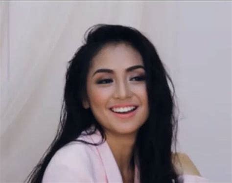 Behind the Scenes: Kathryn Bernardo's Preview  .